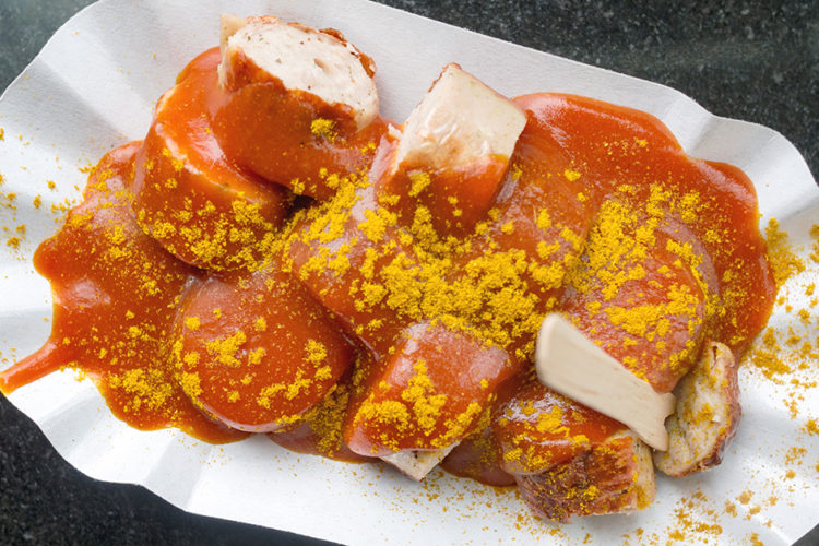 Curry: Aus Fernost auf die Berliner Currywurst