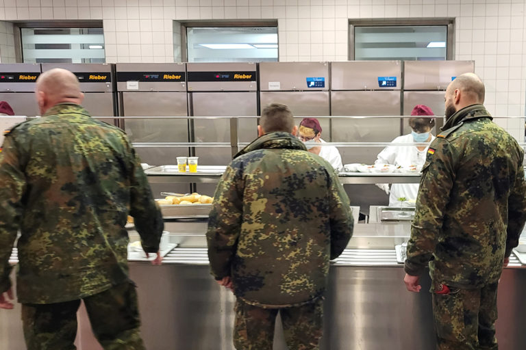 Ausbildung Zum Koch Bei Der Bundeswehr www.lebensmittelmagazin.de