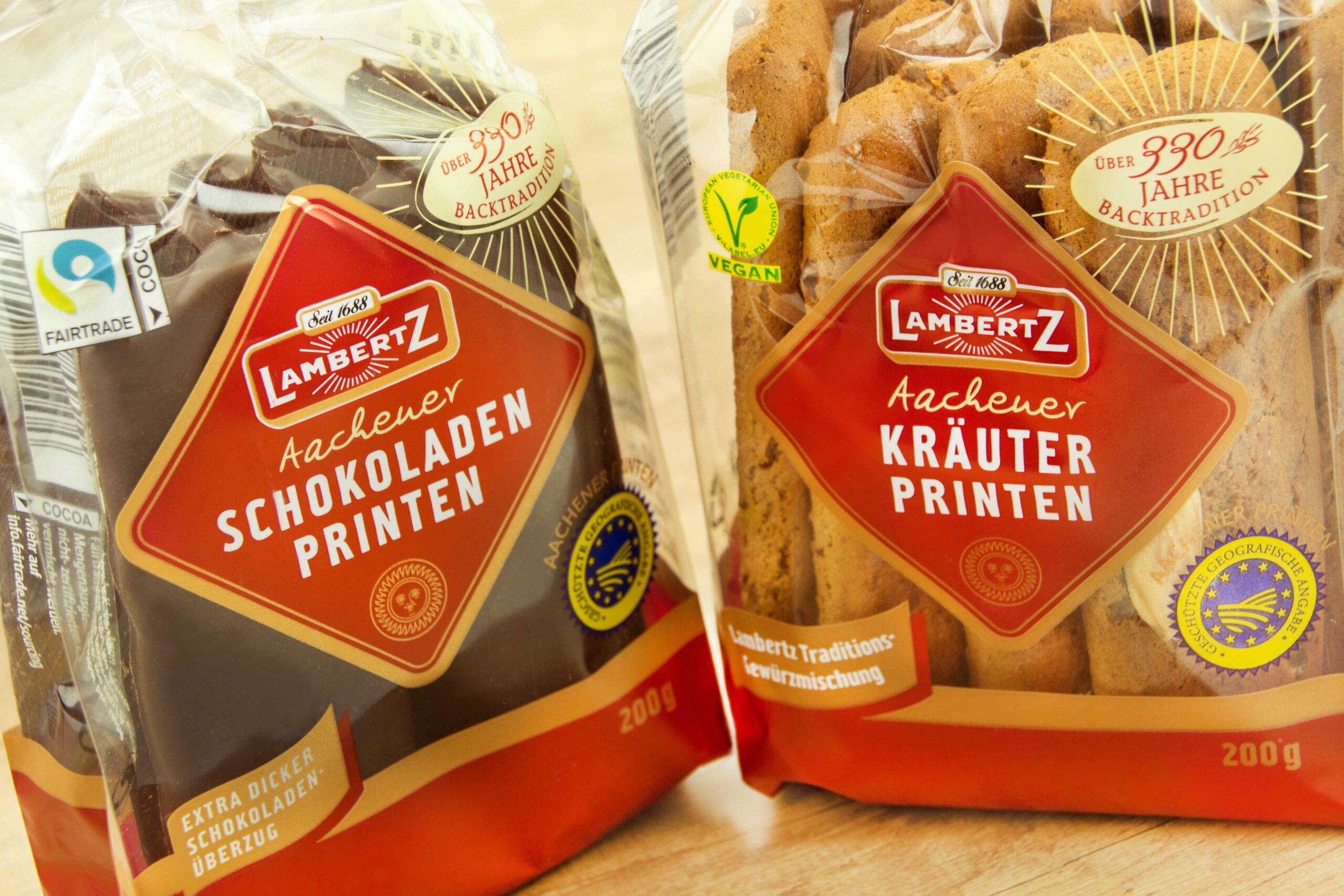 Aachener Schokoladen und Kräuter Printen von Lambertz in einer Tüte abgepackt
