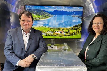 Christoph Minhoff und Andrea Nahles bei der Aufzeichnung vom Küchenkabinett on Tour im Airstreamer